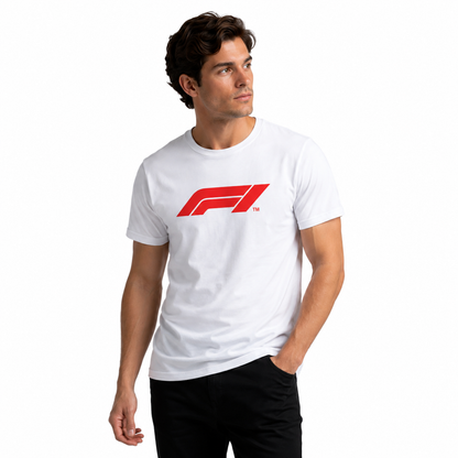 Polera Fórmula 1 Racing blanca para hombre con diseño frontal inspirado en F1 y Motorsport.